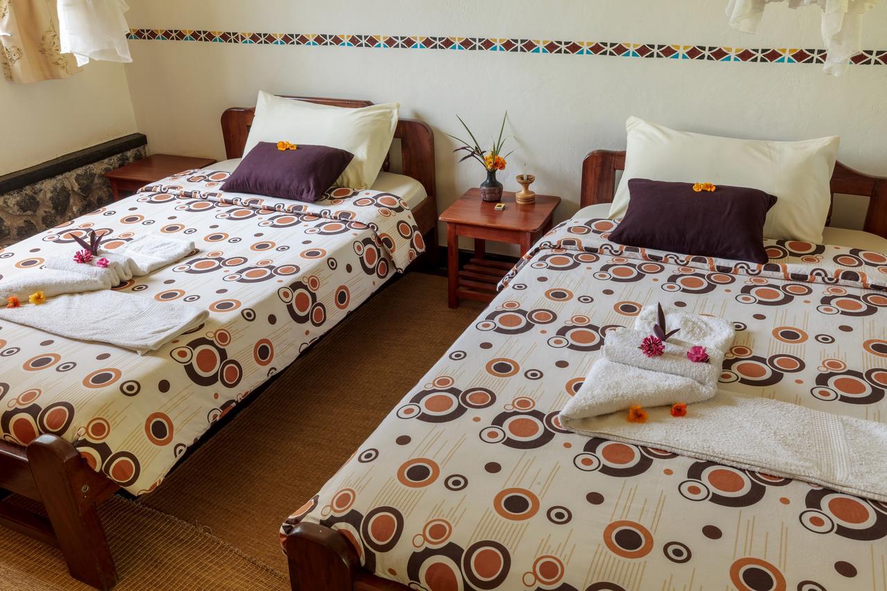 Travellers Rest Hotel Kisoro Bagian luar foto